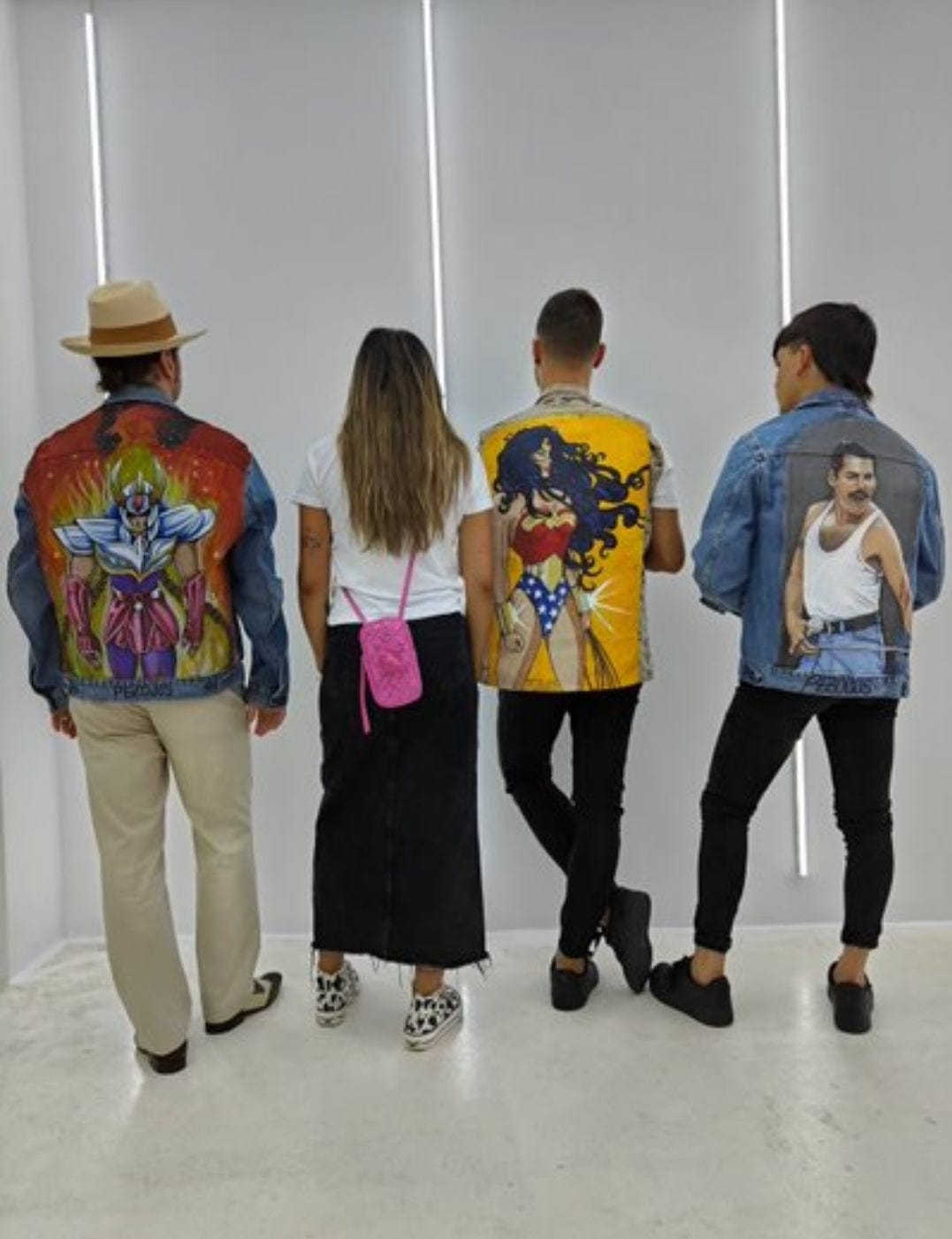 Personaliza con arte único pintado a mano(reserva de encargo)