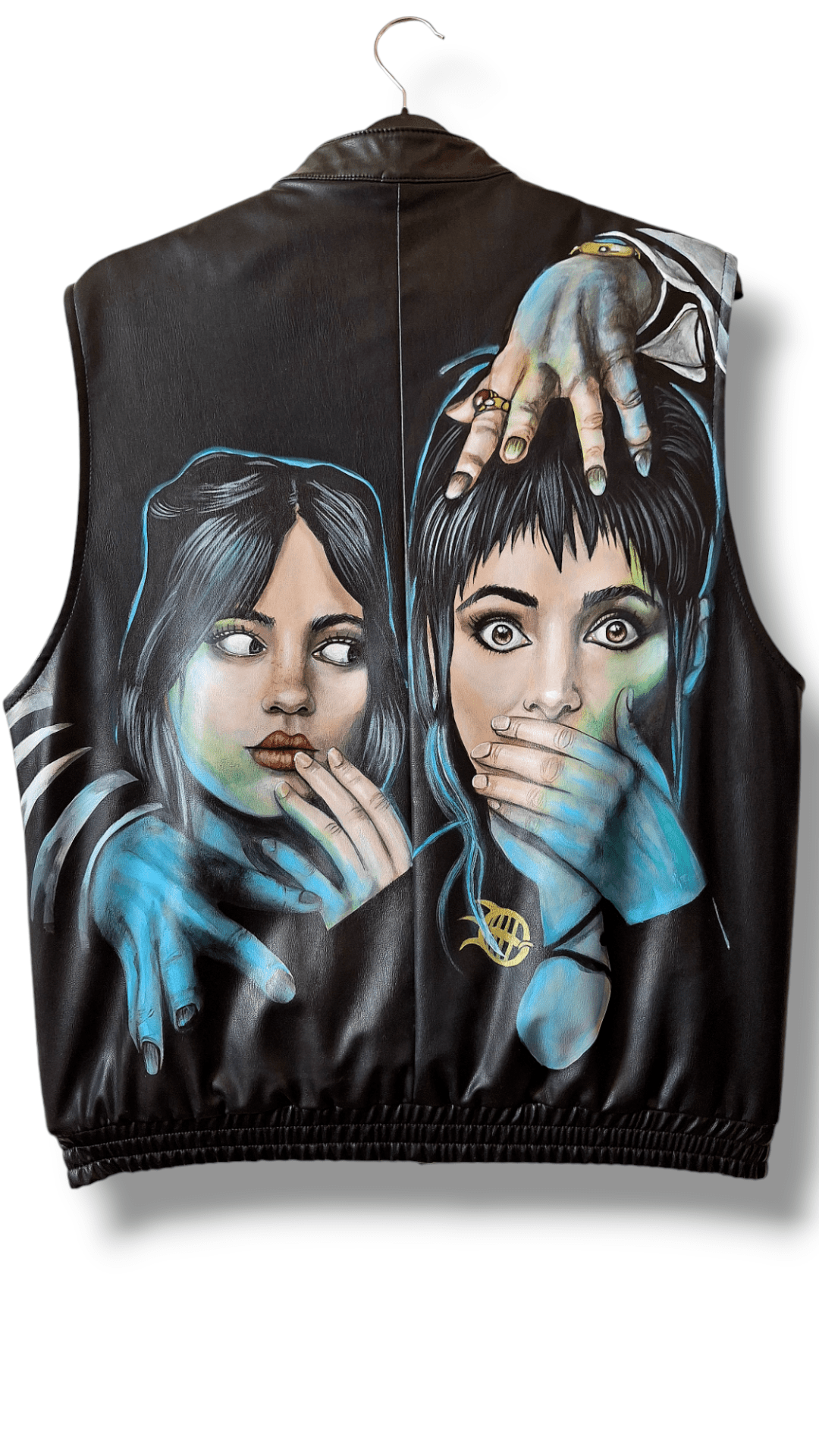 Chaleco Negro de Piel Sintética Pintado a Mano - Beetlejuice 2 - Ropa pintada a mano en Pezojos