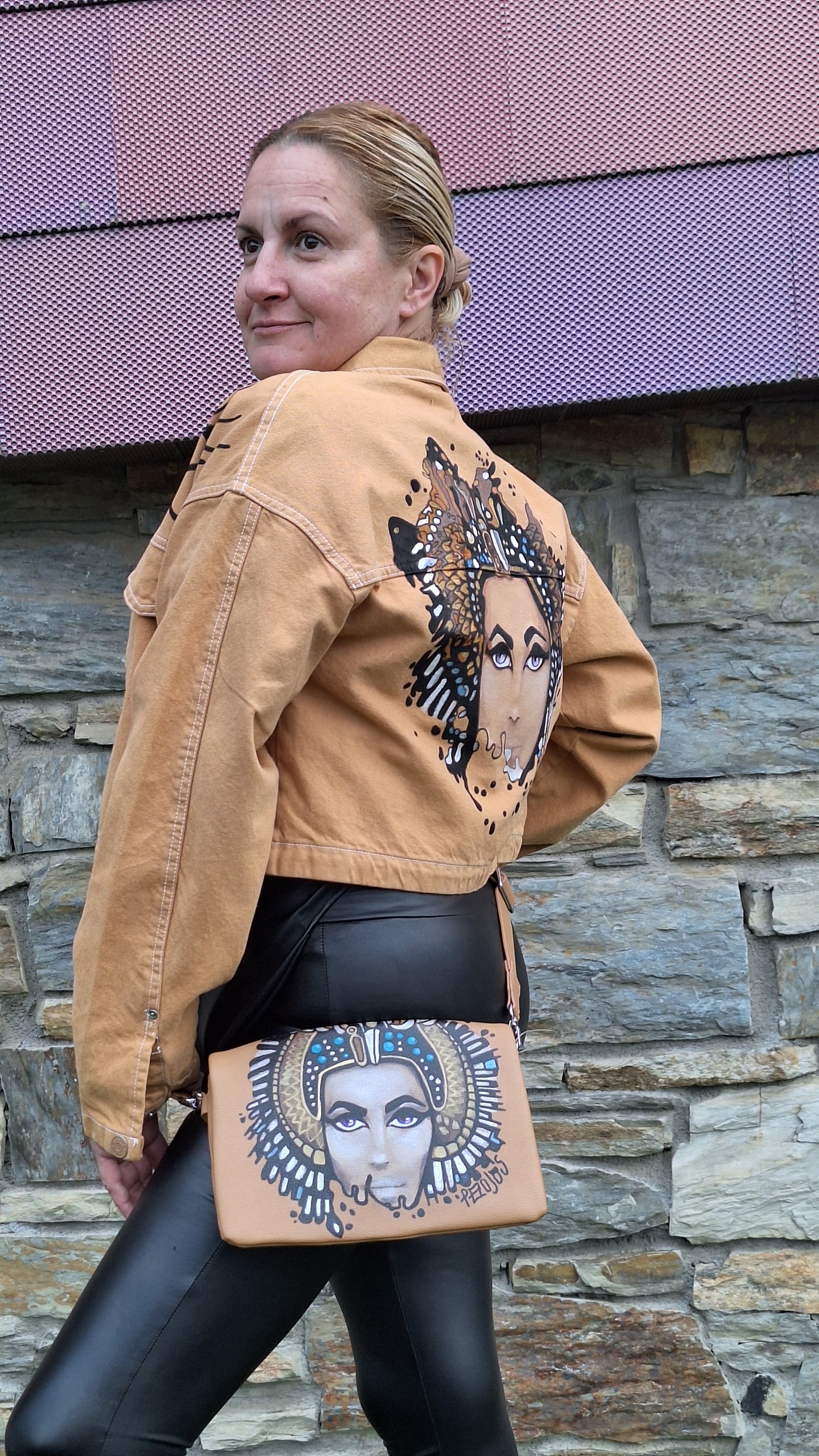 Chaqueta denim pintada Cleopatra