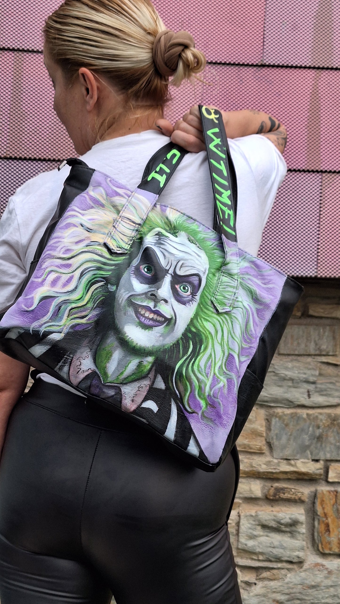 Doble Bolso de gran capacidad inspirado en Beetlejuice, pintado a mano